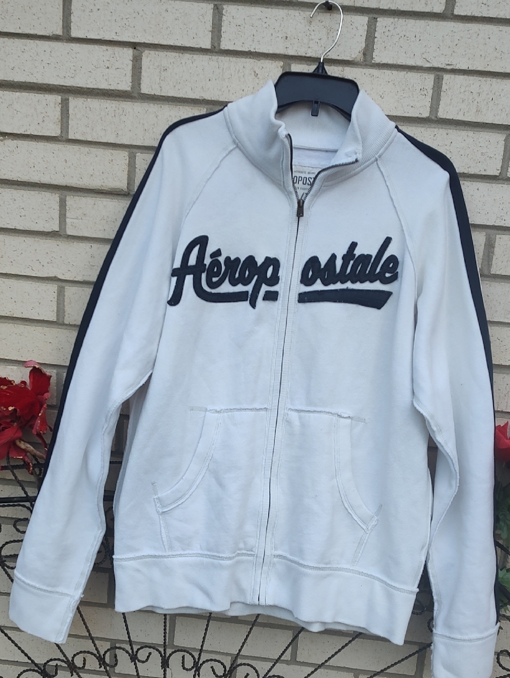 Aeropostale White and Navy Full-Zip Jacket